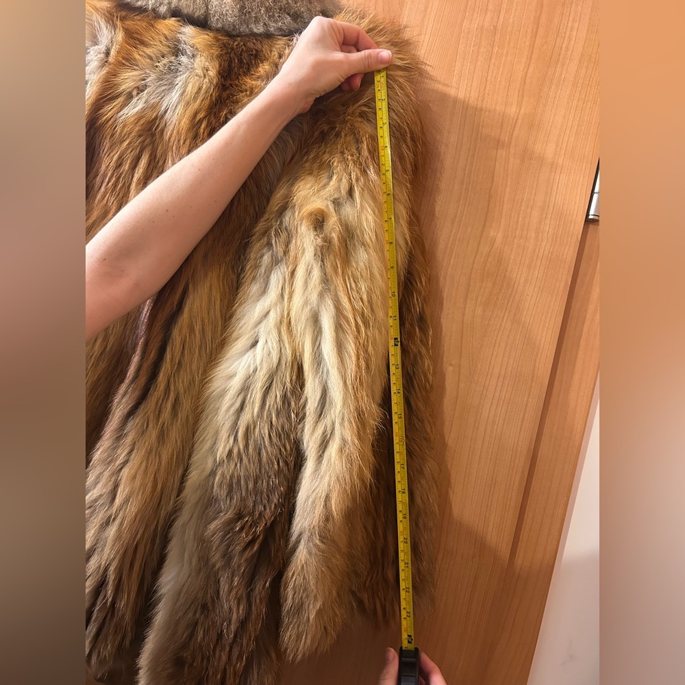 Authentic fur coat - Picture 10 of 12